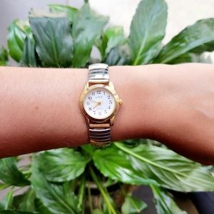 Vintage Lava Quartz Classic Watch